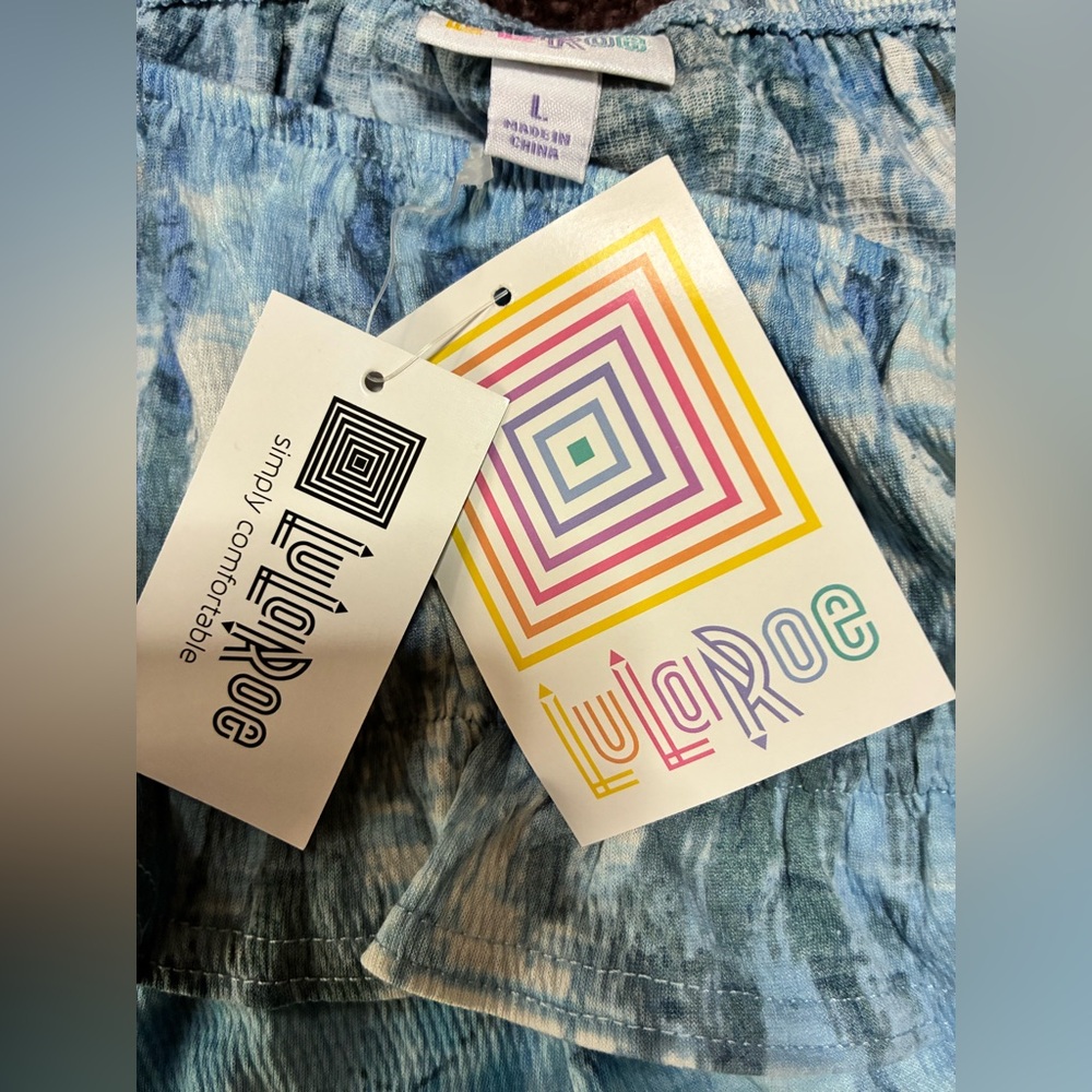 LuLaRoe Blue Tie-Dye top large - Picture 3 of 3